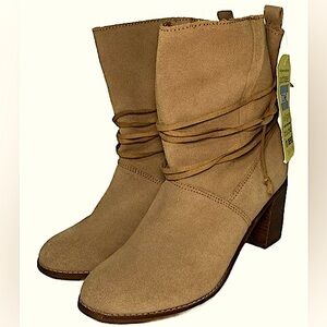 Toms Tan Heeled Boots with Suede Finish